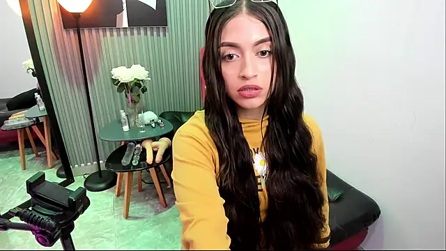 Violettacamss_69's cam snapshot