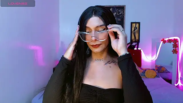 AdharaaMoon live sex cam