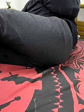 yazin19's cam snapshot