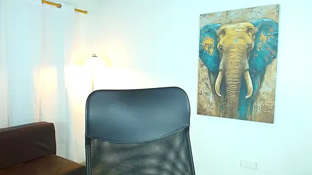 maiki18_ live sex cam