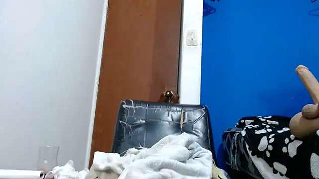 ethasteban27 live sex cam