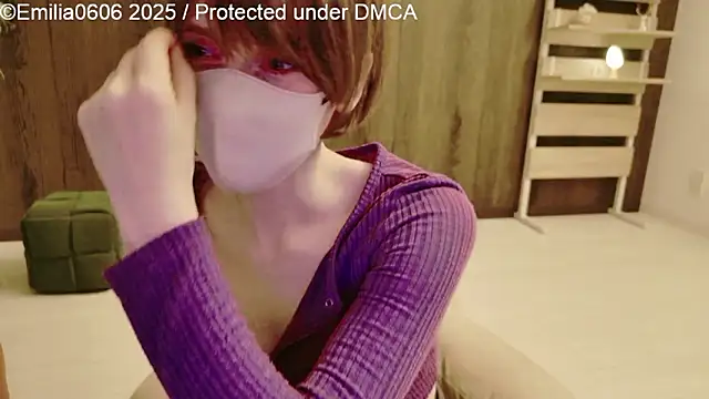 Emilia0606 live sex cam