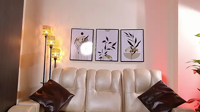 Violeta_Foxz live sex cam