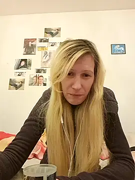 Polonski88_Official's cam snapshot