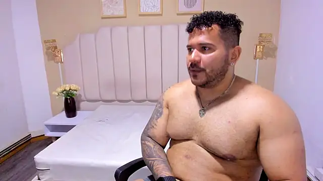 michael_hill1 live sex cam