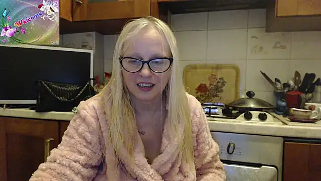 martachatte's cam snapshot