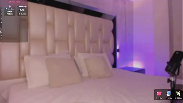 _CurlyGirl_'s cam snapshot