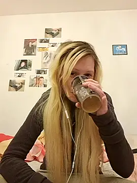 Polonski88_Official's cam snapshot