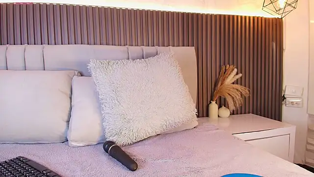 SHANONCLARK's cam snapshot