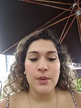 Sara_smiiith211's cam snapshot