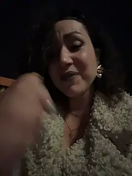 VeuveNoiire's cam snapshot