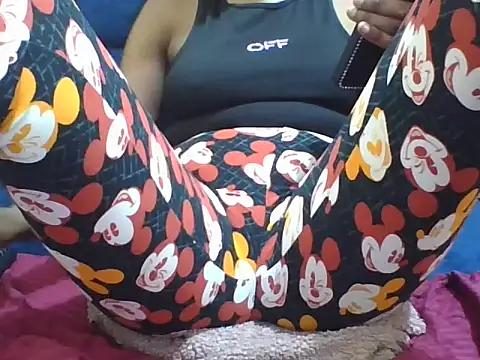 sexy-aryar's cam snapshot