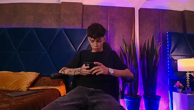 Lion_Foster01 live sex cam