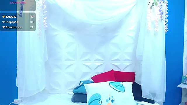 becky_lynch_102's cam snapshot