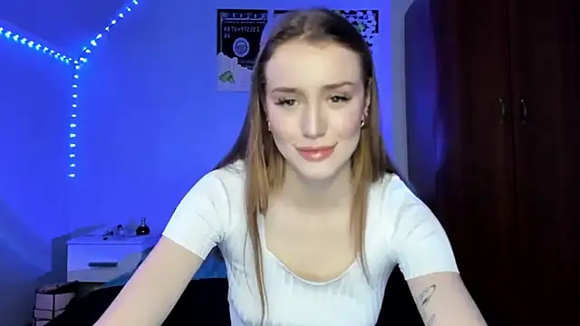 tinyglow's cam snapshot