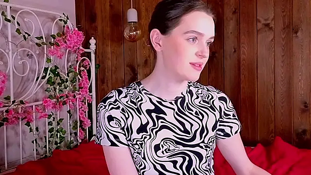 CathrineBinnie's cam snapshot