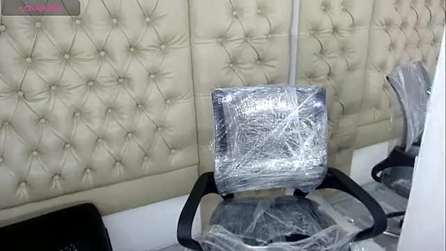 JessicaHott01 live sex cam