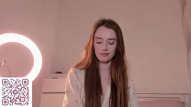 AmyForYouu's cam snapshot