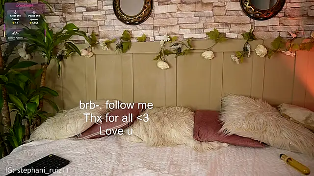 RossemaryRain live sex cam