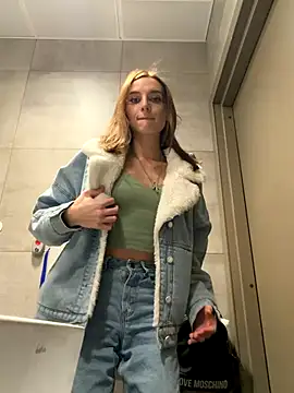 -AngelAri- live sex cam