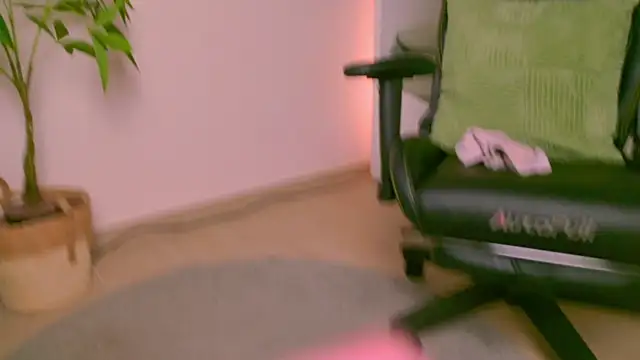 milfnameless live sex cam