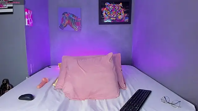 VictoriaMeller's cam snapshot