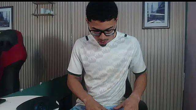 Becker2_'s cam snapshot