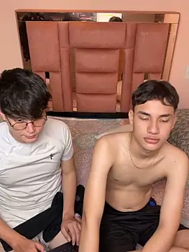 angel_and_jef's cam snapshot