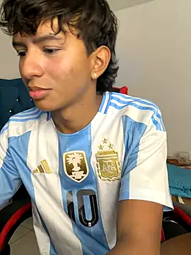 Leonarrrd_01's cam snapshot