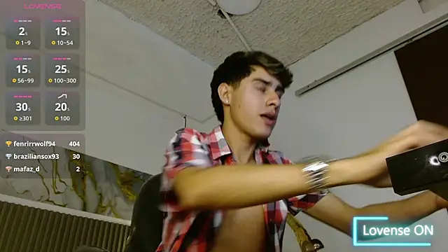 Dyla_n18's cam snapshot