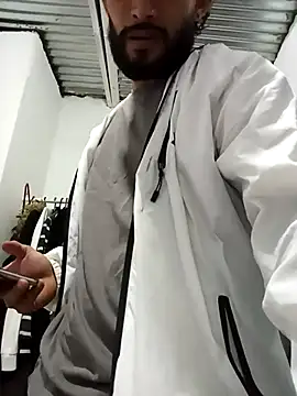 Kingbigcock23cm live sex cam