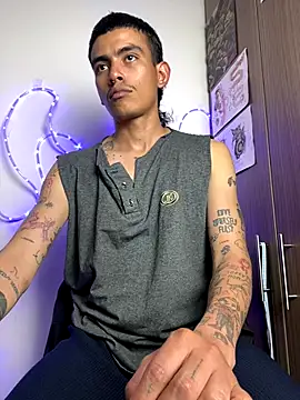 sorry-mom69 live sex cam