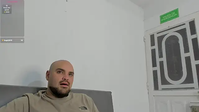 ElianCrow's cam snapshot