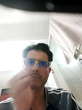 Fuegosutil's cam snapshot