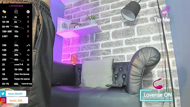 kevinn_blue1's cam snapshot