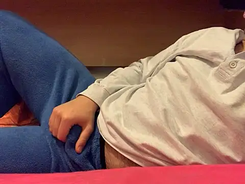 cazzo18cm3's cam snapshot