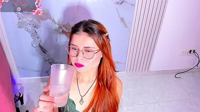 ivonyMiller's cam snapshot