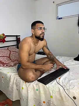 vincentjaxon live sex cam