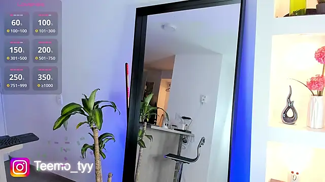 teemotwink live sex cam