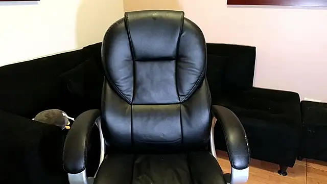 hairyncuteass live sex cam