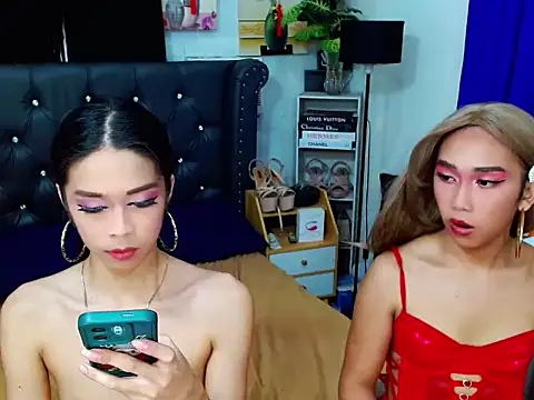 LovelyTs4U live sex cam