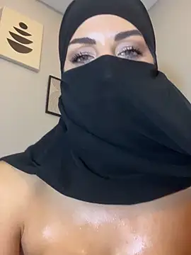 Amberonee31 live sex cam