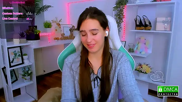 _Eliizabeth_'s cam snapshot