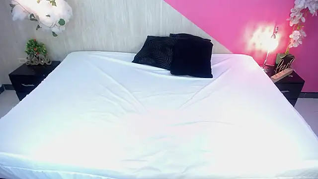 zahira1's cam snapshot