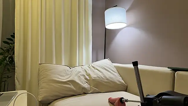 mommy_nadin's cam snapshot