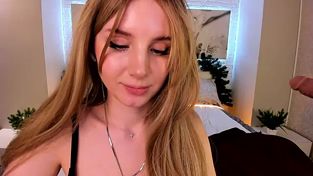 Betty_June's cam snapshot