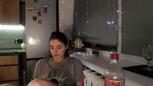 delightful_sofi's cam snapshot