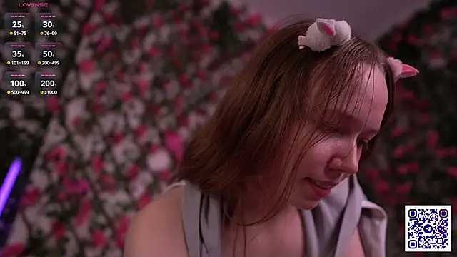 Petite_Polly live sex cam