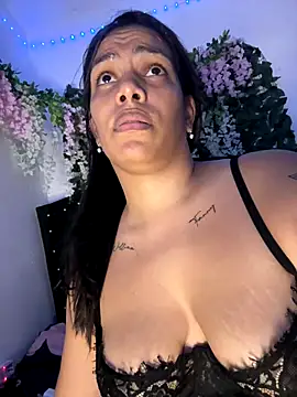 ArielleMillerr-'s cam snapshot