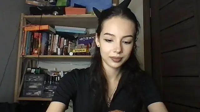 Yuna5343 live sex cam